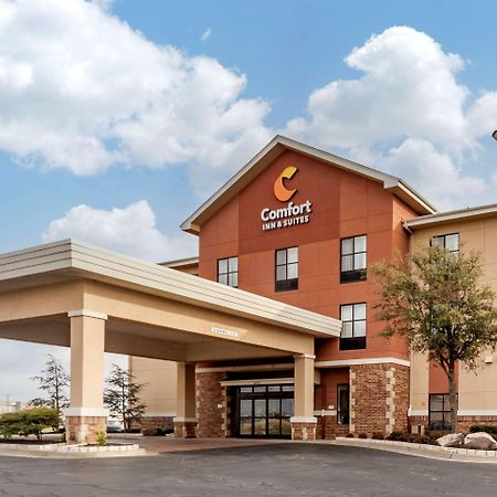 Comfort Inn & Suites Shawnee North Near I-40 Bagian luar foto